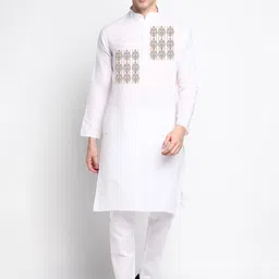 DEVOILER Ethnic Motifs Printed Mandarin Collar Regular White Romance Kurta With Pyjama-picture-39