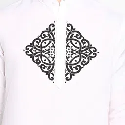 DEVOILER Ethnic Motifs Printed Regular Kurta with Pyjamas image 5