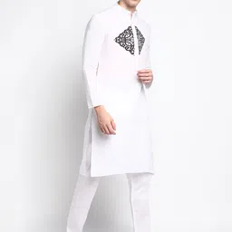 DEVOILER Ethnic Motifs Printed Regular Kurta with Pyjamas image 3