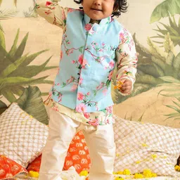 VASTRAMAY Boys Floral Printed Kurta With Pyjamas & Nehru Jacket image 4