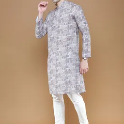 Sanwara Ethnic Motifs Printed Regular Kurta With Pyjamas image 4