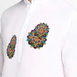 DEVOILER Ethnic Motifs Printed Mandarin Collar Regular Kurta with Pyjamas image 2