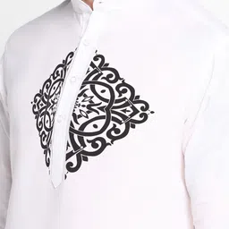 DEVOILER Ethnic Motifs Printed Regular Kurta with Pyjamas image 2