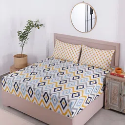 Aura Yellow & Orange Geometric 120 TC Cotton Queen Bedsheet With 2 Pillow Covers-image-50