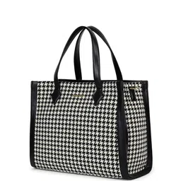 Berrylush Checked Structured Handheld Bag with Quilted image 2