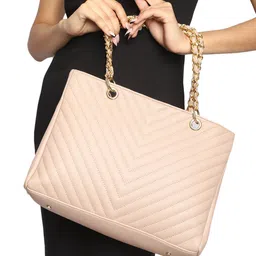 MINI WESST Structured Handheld Bag With Quilted image 1
