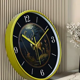 RANDOM Gold-Toned & Black Printed Round Shaped Contemporary Analogue Wall Clock-3