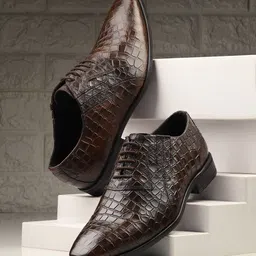 CARLO ROMANO Men Textured Leather Formal Derbys-image-70
