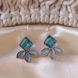 Ozanoo Classic Drop Earrings-18