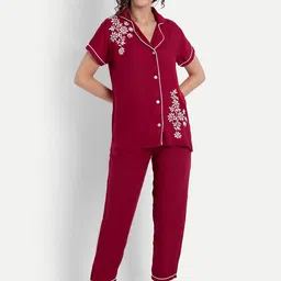 Indiankala4u Floral Chikankari Embroidered Night suit-picture-25
