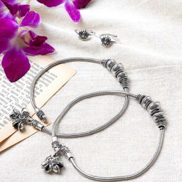 TEEJH Silver-Plated Anklet With Toe Ring-image-103