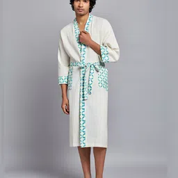 India Circus by Krsnaa Mehta Unisex Printed Cotton Pamper Symphony Bath Robe-image-8