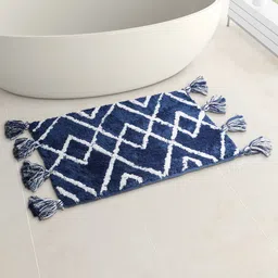 Living scapes by Pantaloons Navy-Blue & White Geomantic Design With Tasselled 1600 GSM Rectangular Bath Rug-15