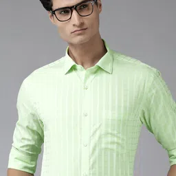 Park Avenue Men Slim Fit Opaque Checked Pure Cotton Formal Shirt With Chest Pocket-image-90