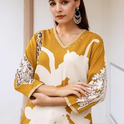 Indo Era Women Floral Printed Regular Sequinned Kurta with Salwar-5