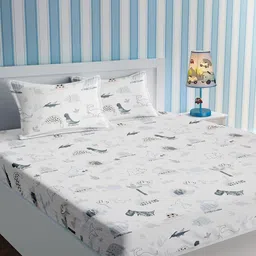 URBAN DREAM White & Grey Conversational Cotton 210 TC Queen Bedsheet With 2 Pillow Covers-39