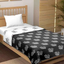 Jinaya's Multicoloured & Multicoloured Floral Mild Winter 210 GSM Single Bed Dohar-image-107