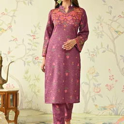Rustorange Floral Printed Mandarin Collar Kurta With Trousers-picture-29