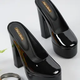 Flat n Heels Round Toe Platform Heels-55