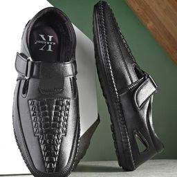 KARADDI Men Textured Shoe-Style Sandals-image-73