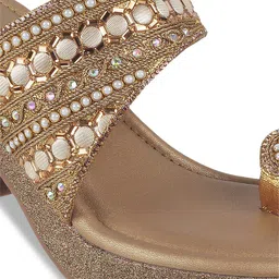 Mochi Embellished Ethnic Block Heels image 5