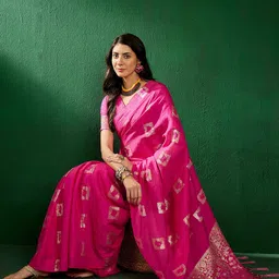 Sangria Ethnic Motifs Woven Design Sequined Banarasi Sarees-23