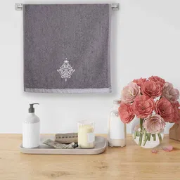 RANGOLI Brown Set Of 2 Self-Designed Bamboo 600 GSM Towel Set image 2