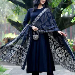 BAESD Long Sleeves Kurta, Trouser & Printed Dupatta Kurta Set image 4