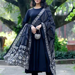 BAESD Long Sleeves Kurta, Trouser & Printed Dupatta Kurta Set image 5