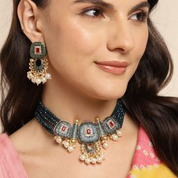 Anouk Women Gold-Plated Kundan Jewellery Set-15