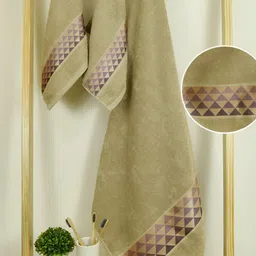 Aura Art Gallary Beige 3 Pieces Printed Cotton 380 GSM Towels-image-52