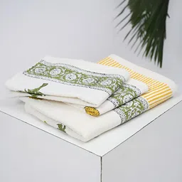 Peepul Tree White & Yellow 3 Pieces Printed Cotton 300 GSM Towel Set-14