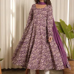 OneWe Floral Printed Square Neck Pure Cotton Kurta With Churidar &  Dupatta-4