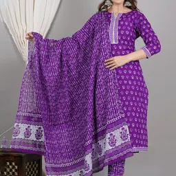 ZOYOTO Floral Printed Regular Gotta Patti Pure Cotton Kurta With Trousers & Dupatta-picture-30