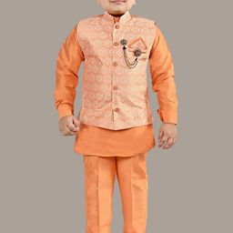 BT DEZINES Boys Mandarin Collar Thread Work Raw Silk Kurta with Trousers-16