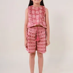 Sangria Girls Floral Printed Pure Cotton Sleeveless Top With Shorts-image-76
