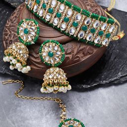 Sukkhi Gold-Plated Kundan-Studded & Pearl Beaded Choker Ethnic Necklace Jewellery Set image 1