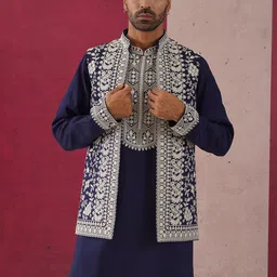 KALPRAAG Ethnic Motifs Yoke Design Thread Work Kurta with Pyjamas & Jacket-image-68
