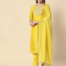 VredeVogel Women Yellow Floral Embroidered Kurta with Trousers With Dupatta-14