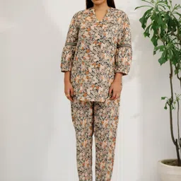 Lake Peace Floral Printed Linen Tunic With Trousers-picture-41