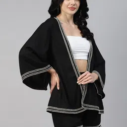 DEEBACO Open Front Shrug & Shorts-4