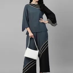 DEEBACO Colour Blocked Top With Palazzos-16