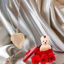 UNIVERSITY TRENDZ White & Red Heart Pendant Chain & Teddy Bear Gift Set-41