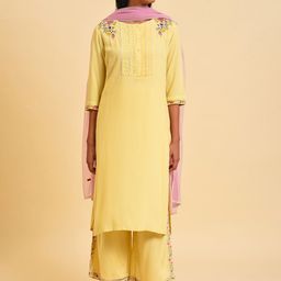 W Floral Embroidered Thread Work Regular Kurta With Palazzos & Dupatta-6