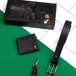 One8 Men Textured Leather Accessory Gift Set-image-67