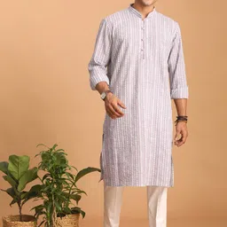 SHVAAS by VASTRAMAY Ethnic Motifs Printed Batik Straight Pure Cotton Sustainable Kurta with Pyjamas-image-79
