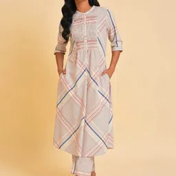 W Beige & Red Checked Pure Cotton Kurta With Trousers-image-15