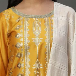 AURELIA Ethnic Motifs Printed Sequined Kurta With Palazzos & Dupatta image 2