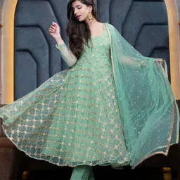Label Shaurya Sanadhya Ethnic Motifs Embroidered Sequinned Kurta with Trousers & Dupatta image 4