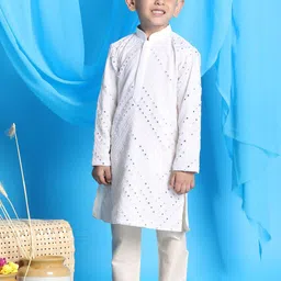 VASTRAMAY Boys Embroidered Regular Mirror Work Kurta & Pyjamas image 4